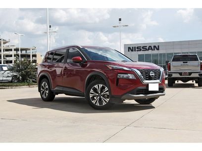 Used 2022 Nissan Rogue SV w/ SV Premium Package