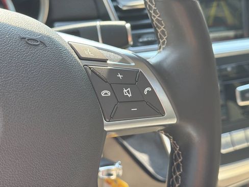 Used 2014 Mercedes-Benz GL 450 4MATIC image 36