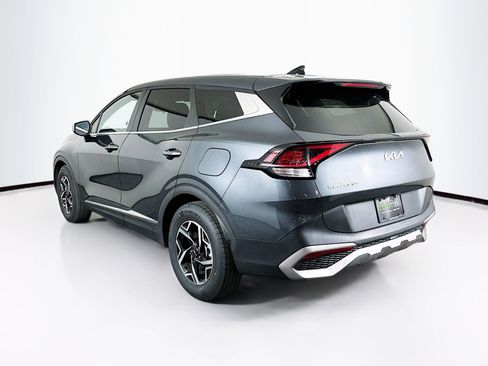 Used 2025 Kia Sportage LX image 5
