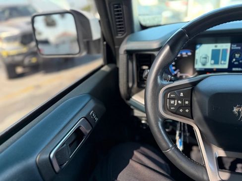 Used 2024 Ford Bronco Outer Banks AWD/4WD image 6