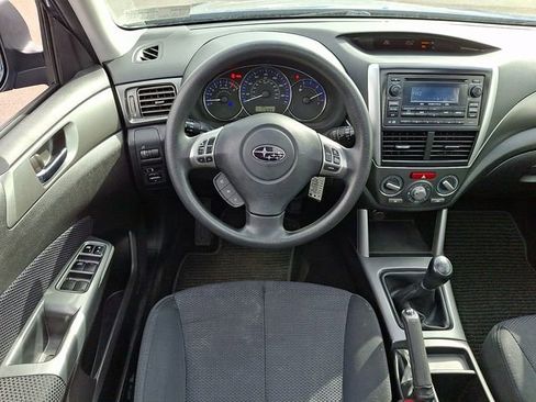 Used 2012 Subaru Forester 2.5X Premium image 2