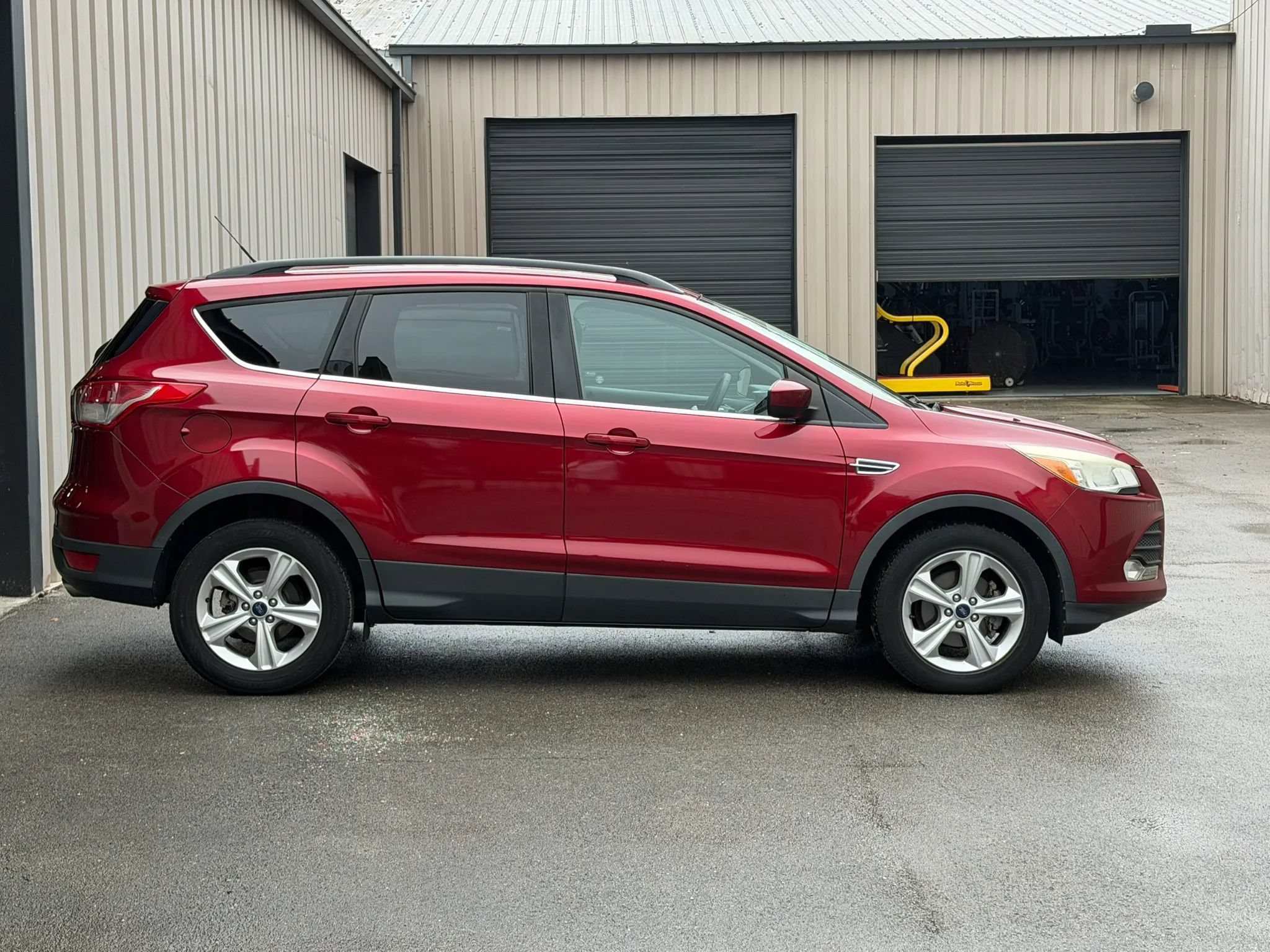 Used 2014 Ford Escape SE w/ Equipment Group 201A FWD image 8