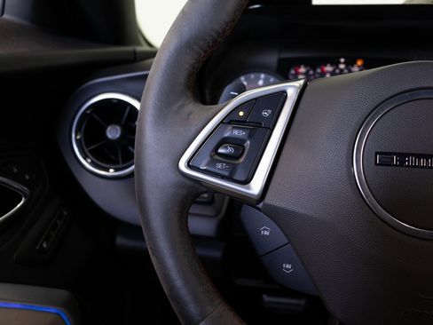 Used 2021 Chevrolet Camaro ZL1 image 27