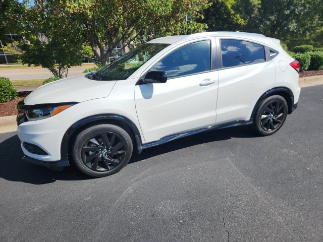 Used 2022 Honda HR-V Sport image 2