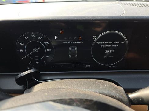 Used 2025 Kia Seltos EX w/ EX Sunroof Package FWD image 6
