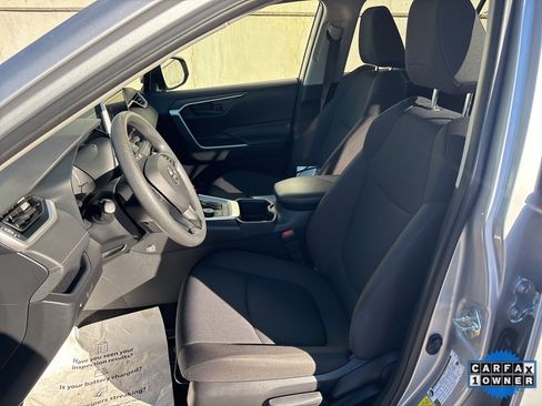 Certified 2023 Toyota RAV4 LE image 25