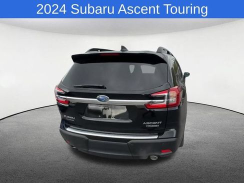 Used 2024 Subaru Ascent Touring AWD/4WD image 9