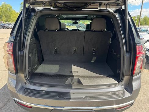Used 2022 Chevrolet Tahoe LT w/ Luxury Package AWD/4WD image 24