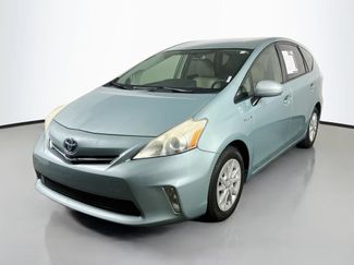 Used 2014 Toyota Prius V Three FWD video 3