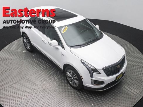 Used 2024 Cadillac XT5 Premium Luxury FWD image 3