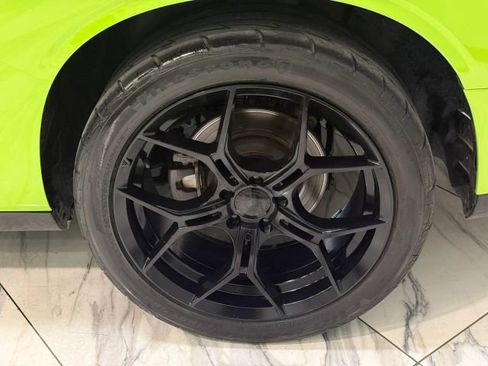 Used 2015 Dodge Challenger R/T Plus image 30