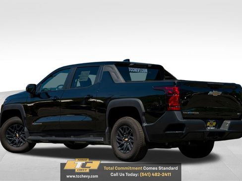 New 2024 Chevrolet Silverado EV W/T AWD/4WD image 7