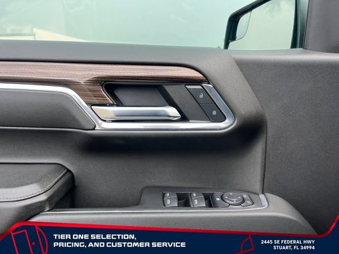Used 2024 Chevrolet Silverado 1500 LT Trail Boss w/ Convenience Package II AWD/4WD image 22