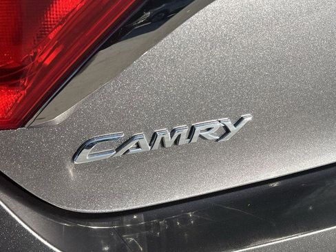 Used 2017 Toyota Camry XSE image 32