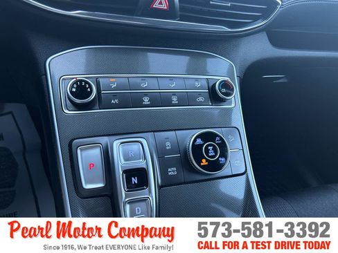 Used 2021 Hyundai Santa Fe SE w/ Cargo Package AWD/4WD image 18