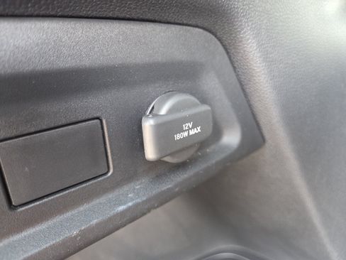 Used 2025 Honda Pilot TrailSport image 31