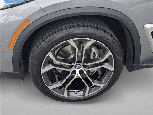 Certified 2024 BMW X5 xDrive40i w/ Premium Package image 25