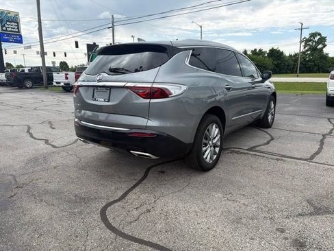 Used 2023 Buick Enclave Essence FWD image 6
