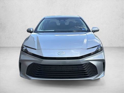 New 2026 Toyota Camry LE FWD image 2