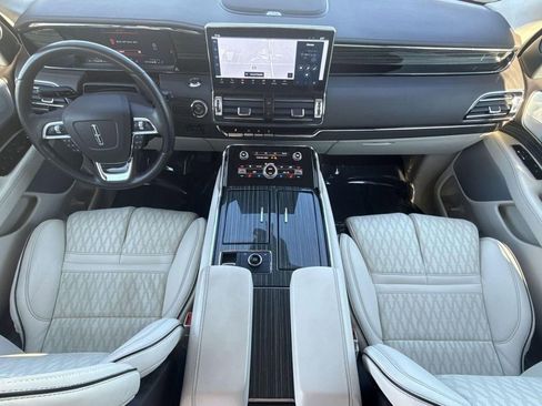 Certified 2023 Lincoln Navigator Black Label AWD/4WD image 29