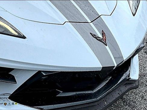 Used 2021 Chevrolet Corvette Stingray Premium Cpe w/ Z51 Performance Package image 24