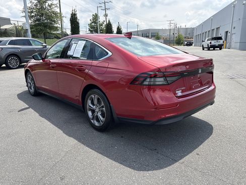 Used 2024 Honda Accord EX image 7
