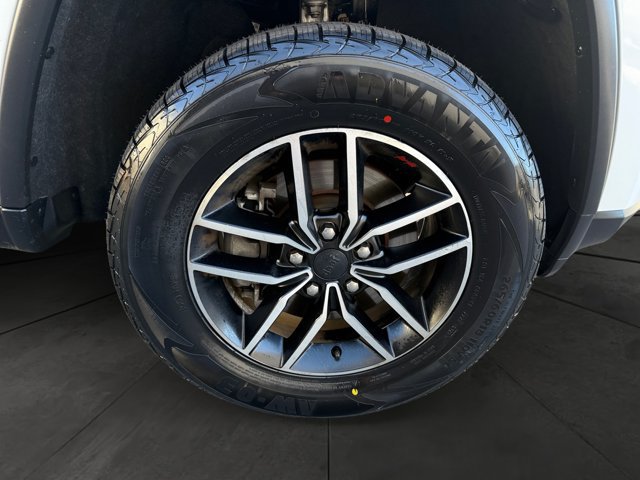 Used 2021 Jeep Grand Cherokee Trailhawk AWD/4WD image 9