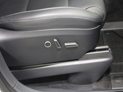 Used 2024 Tesla Model X Plaid image 24