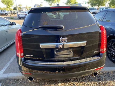 Used 2016 Cadillac SRX FWD image 3