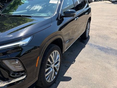Used 2025 Buick Enclave Avenir w/ Super Cruise Package AWD/4WD image 5