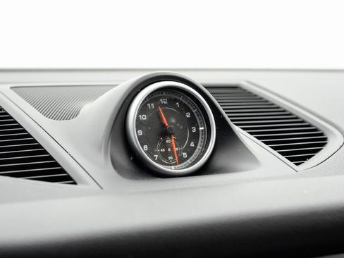 Used 2017 Porsche Macan image 16