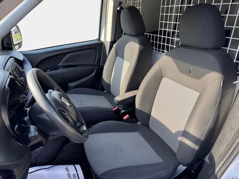 Used 2018 RAM ProMaster City Tradesman image 10