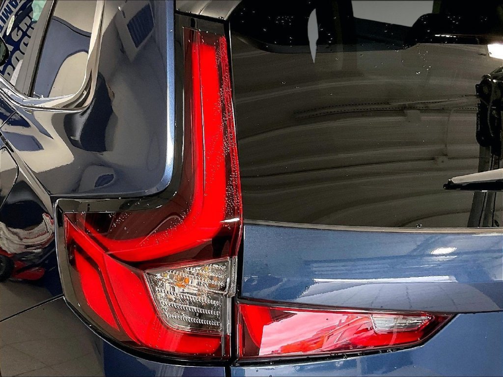 Used 2025 Honda CR-V LX image 32