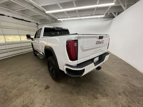 Used 2024 GMC Sierra 2500 Denali w/ Denali Reserve Package image 4