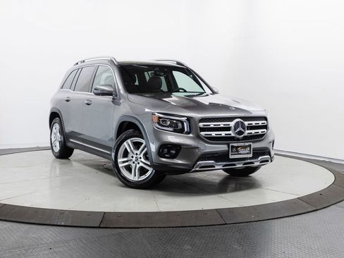 Used 2023 Mercedes-Benz GLB 250 4MATIC image 1