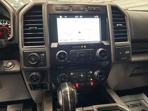 Used 2018 Ford F150 Raptor w/ Equipment Group 802A Luxury image 18