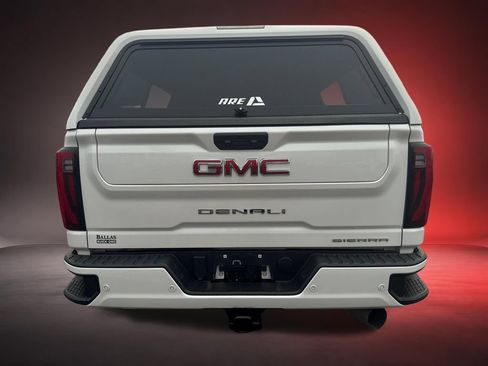 Certified 2024 GMC Sierra 2500 Denali w/ Denali Reserve Package AWD/4WD image 5