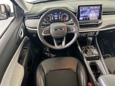 Used 2022 Jeep Compass Latitude image 20