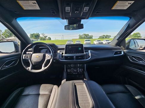 Used 2024 Chevrolet Tahoe LT RWD image 12