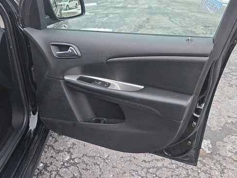 Used 2015 Dodge Journey American Value Package w/ Flexible Seating Group FWD image 35