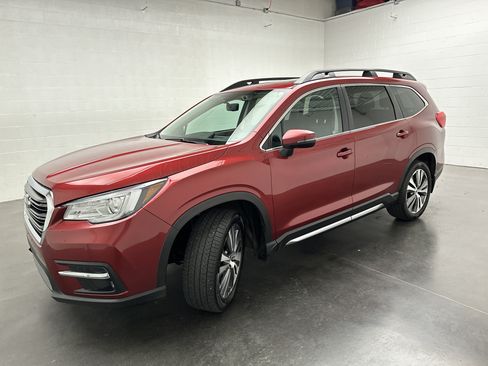 Used 2021 Subaru Ascent Limited w/ Technology Package AWD/4WD image 4