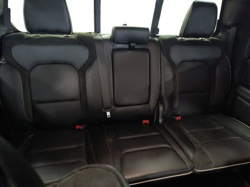Used 2023 RAM 1500 Laramie AWD/4WD image 18