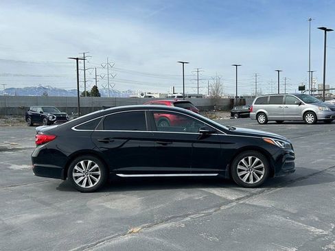 Used 2017 Hyundai Sonata Sport image 2