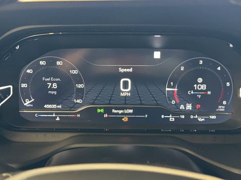 Used 2023 GMC Yukon XL Denali image 41