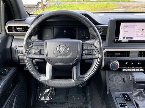 Used 2025 Toyota Tacoma SR image 7