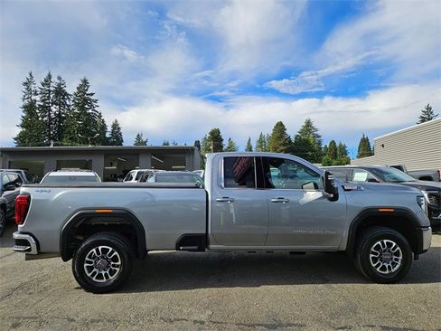 Used 2024 GMC Sierra 2500 SLE w/ SLE Convenience Package image 3