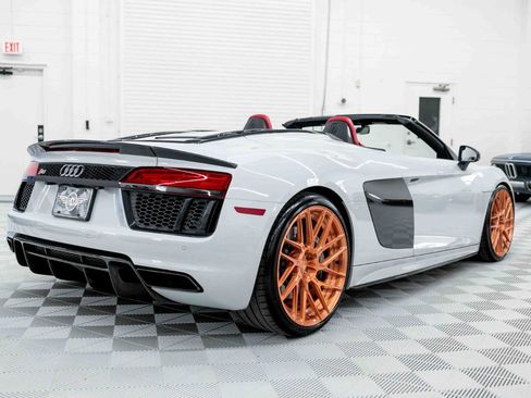 Used 2018 Audi R8 V10 plus image 7