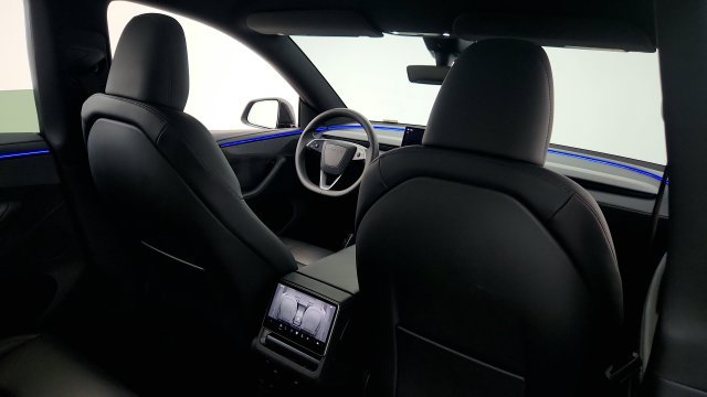 Used 2026 Tesla Model Y AWD image 38