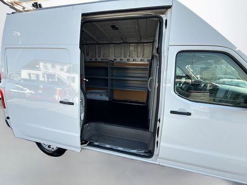 Used 2019 Nissan NV 2500 SV w/ Navigation Package RWD image 27