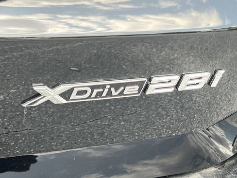 New 2025 BMW X1 xDrive28i w/ Convenience Package image 27
